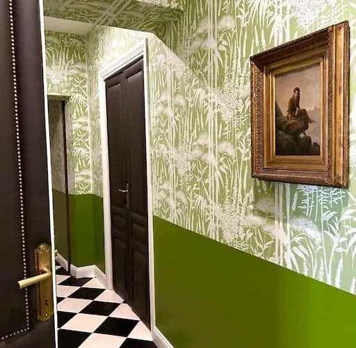 The Grand Tour Bed & Breakfast 4*